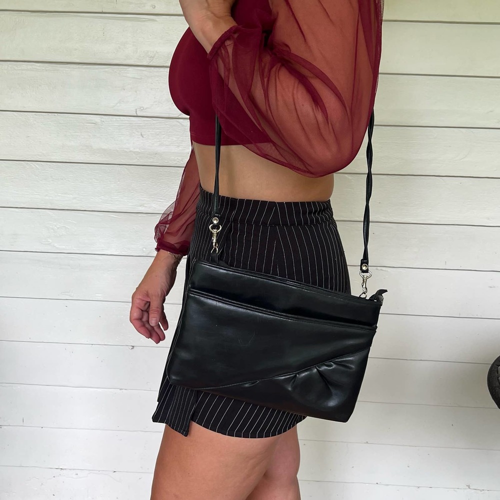 Vintage Vegan Leather Clutch Purse Black